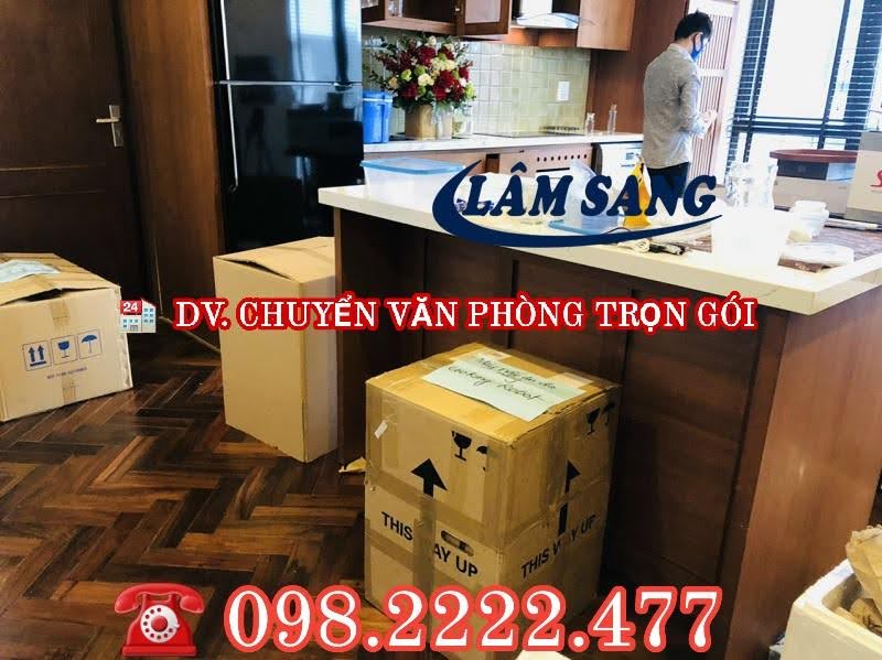 XE TẢI VẬN CHUYỂN HÀNG HÓA