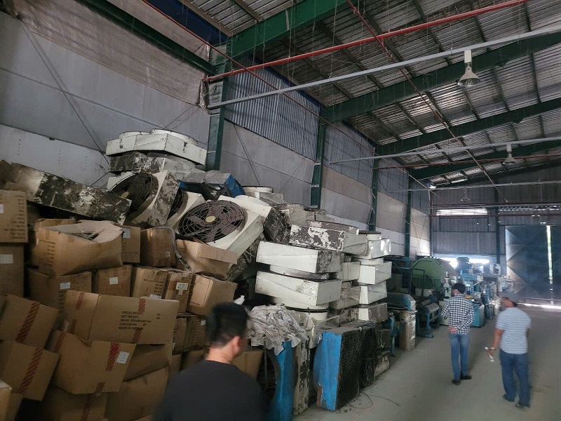 Lâm Sang Vận chuyển Bao Bì An Toàn - Đảm Bảo Hàng Hóa Nguyên Vẹn